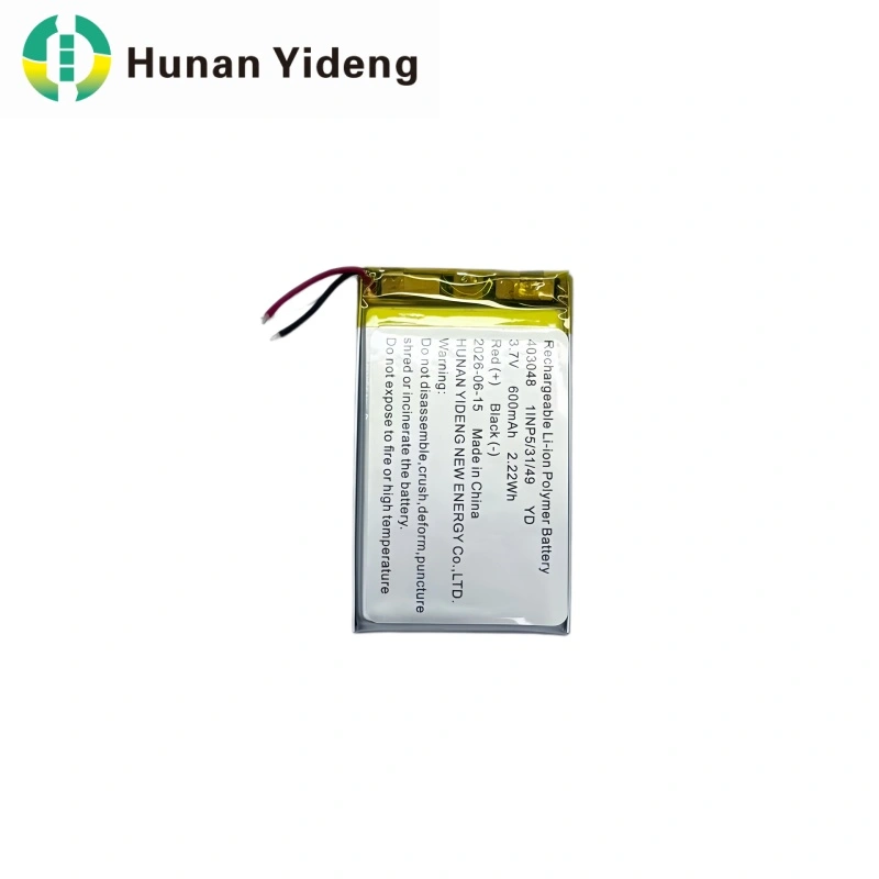 3,7 V 450 mAh 403048 ultraohut litiumpolymeeriakku Mini Lipo Cell