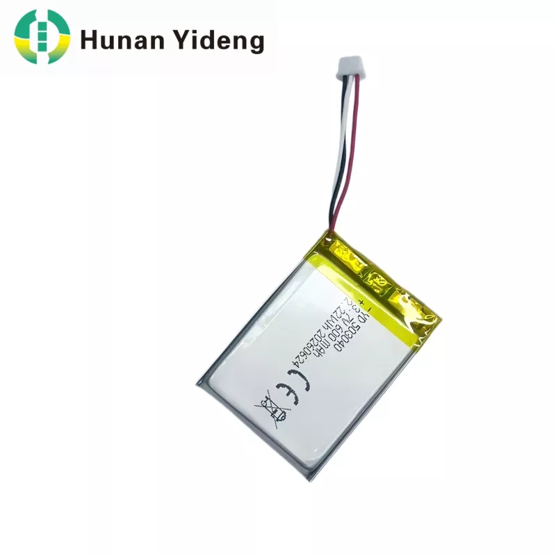 503040 3.7V 600mAh Square ladattava akku